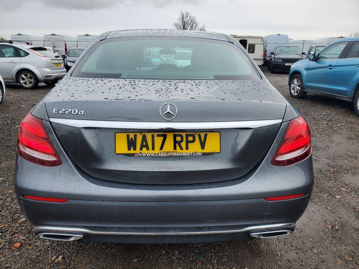 Used Mercedes-Benz E Class 2017 for sale - 76263408: Photo 8
