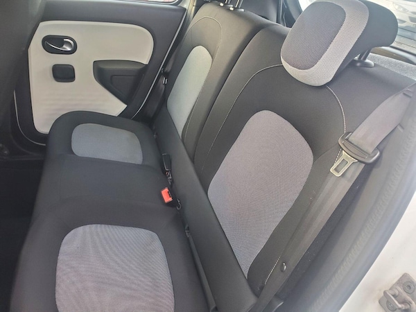 Used Renault Twingo 2018 for sale - 76263406: Photo 18