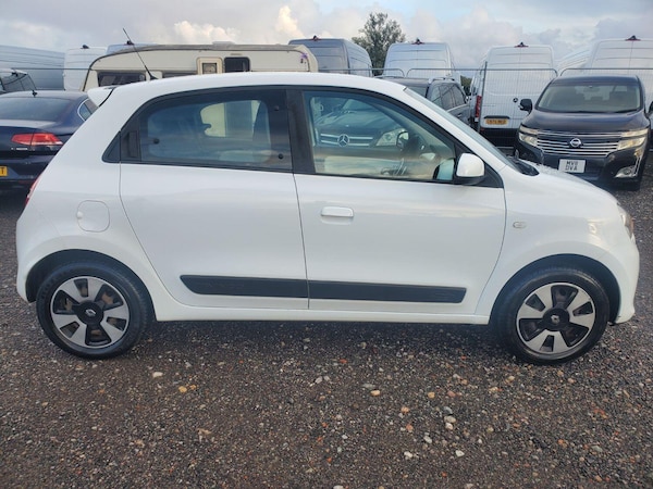Used Renault Twingo 2018 for sale - 76263406: Photo 8