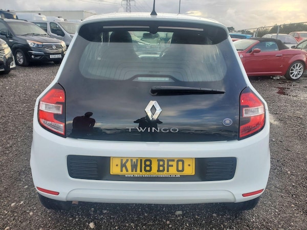 Used Renault Twingo 2018 for sale - 76263406: Photo 9