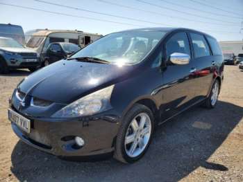 Used Mitsubishi Grandis 2007 for sale - 75207881: Photo