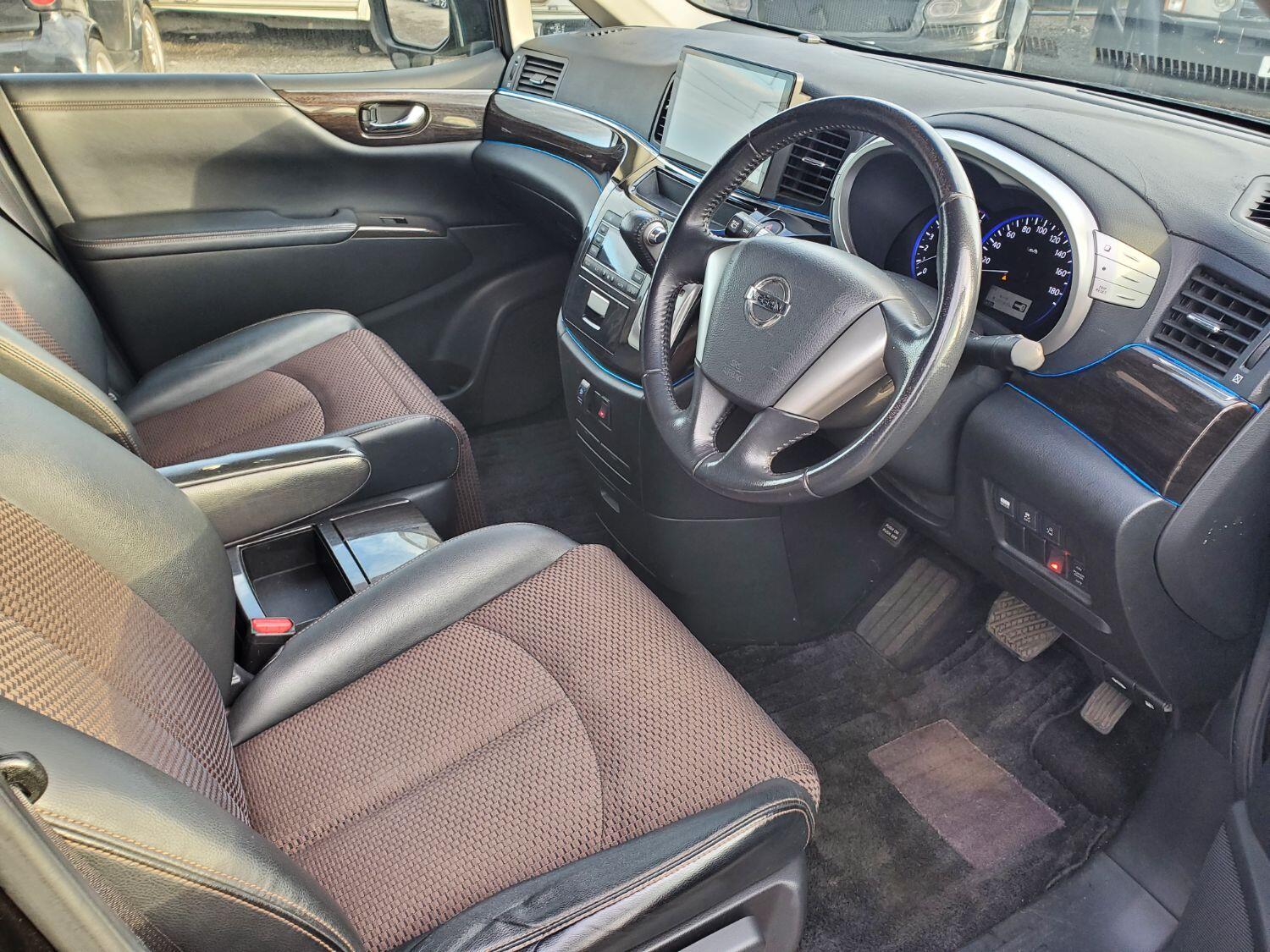 Used Nissan Elgrand 2023 for sale - 76793402: Photo 10