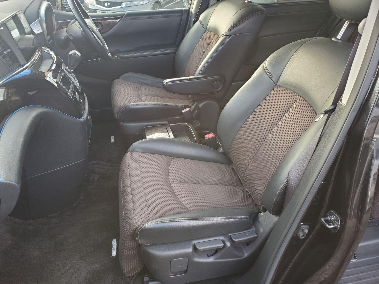 Used Nissan Elgrand 2023 for sale - 76793402: Photo 23