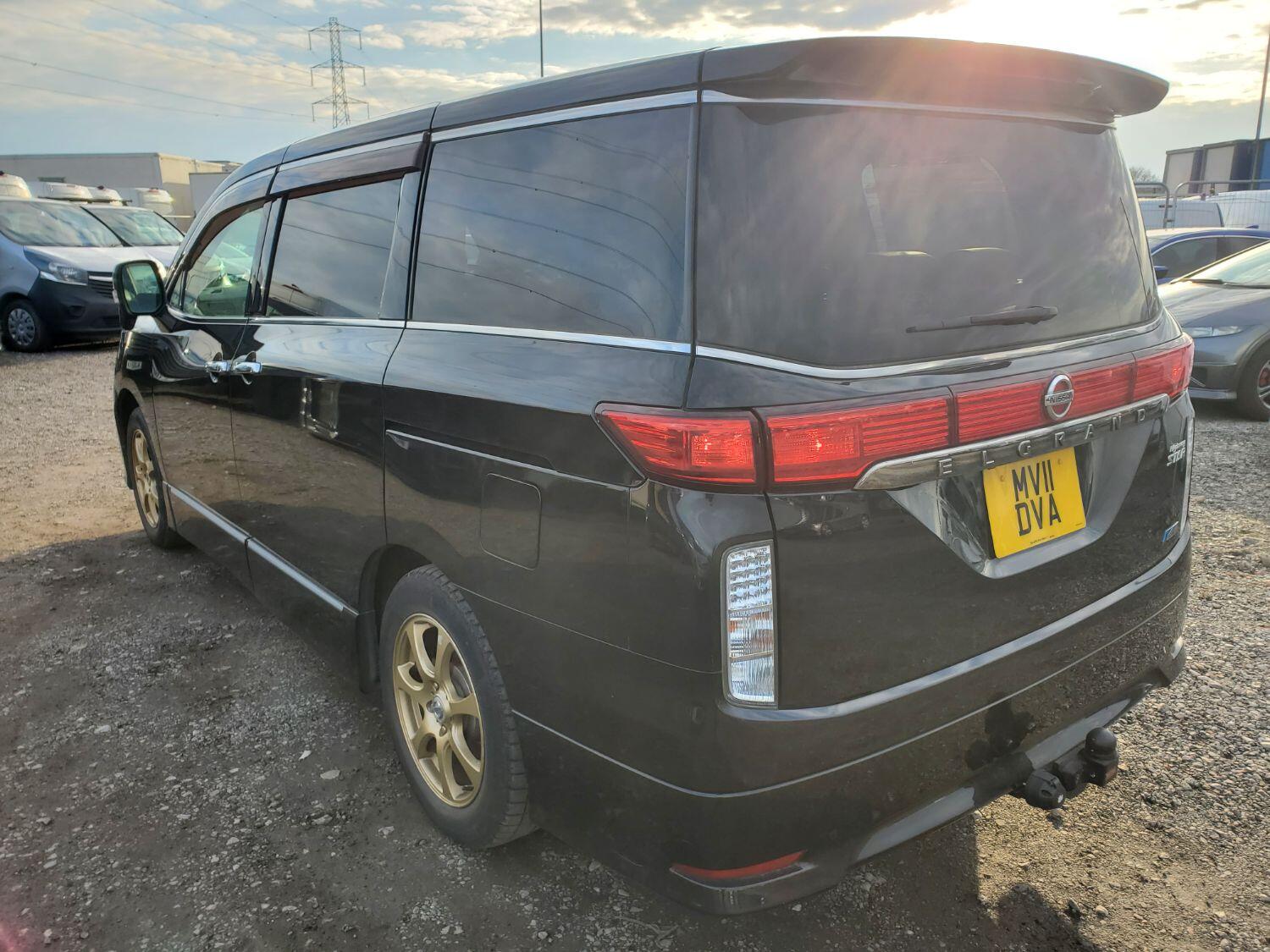 Used Nissan Elgrand 2023 for sale - 76793402: Photo 6