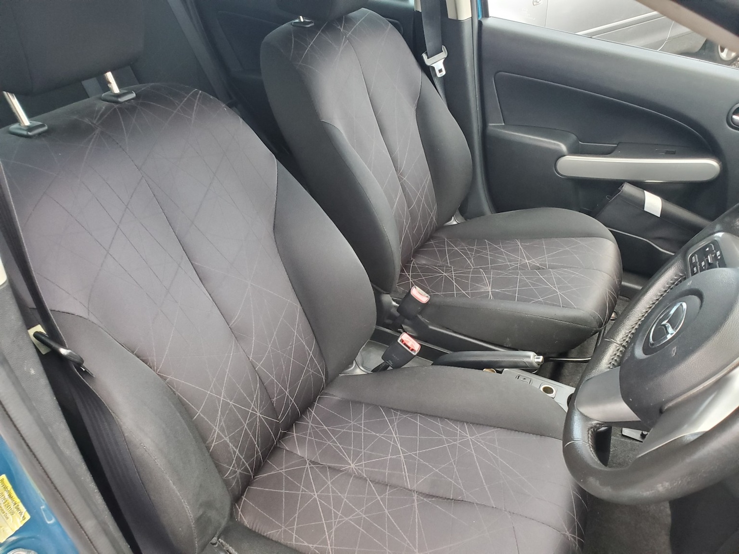 Used Mazda Mazda2 2012 for sale - 76924432: Photo 5