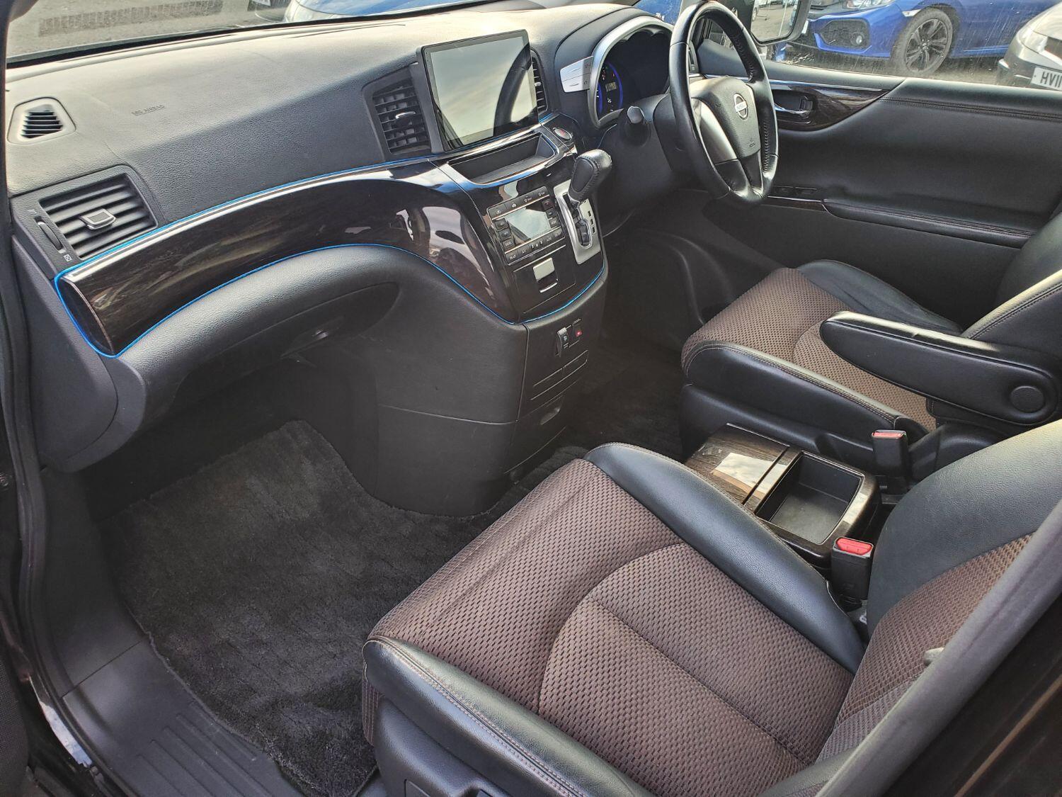 Used Nissan Elgrand 2023 for sale - 76263391: Photo 16