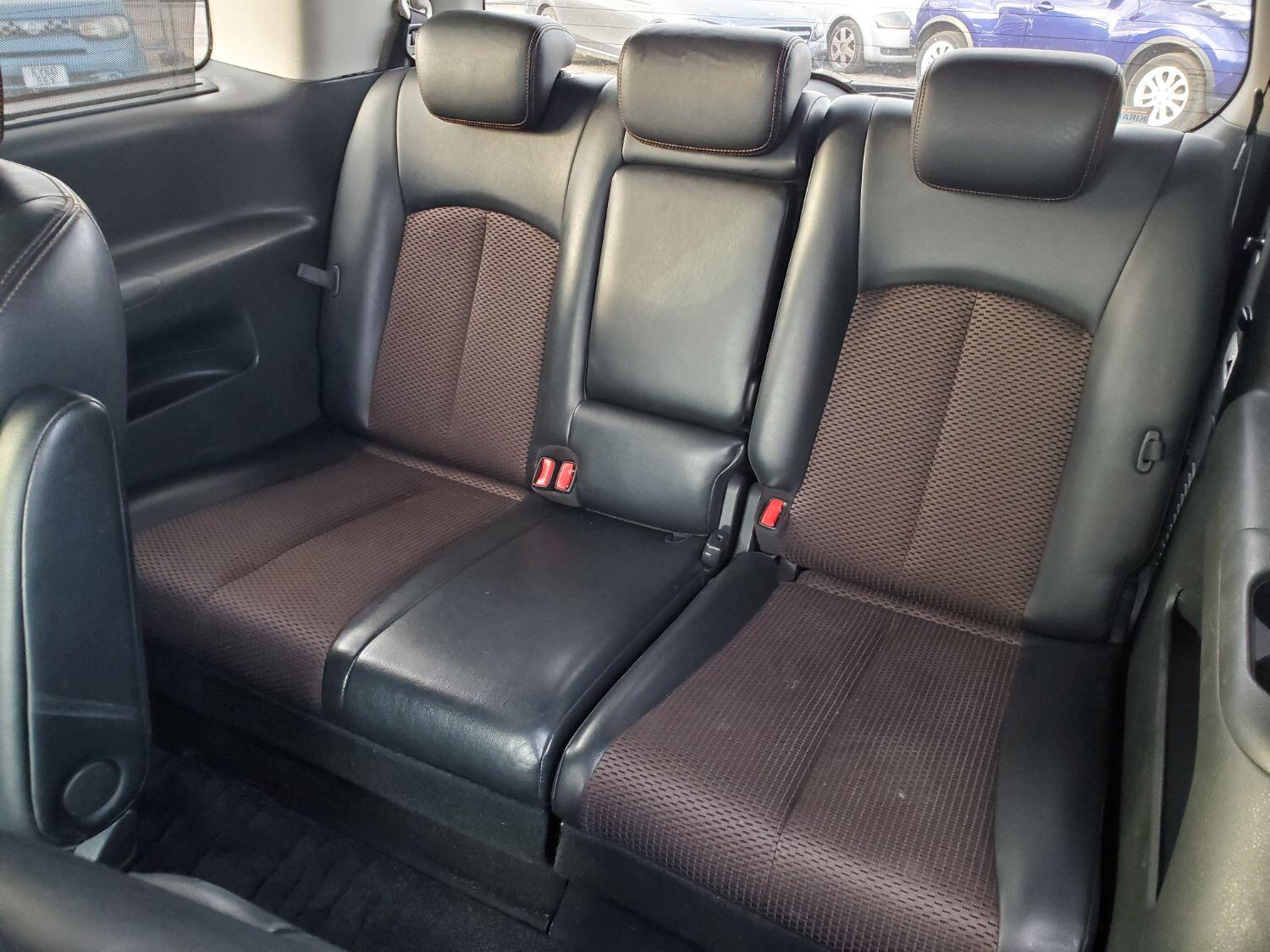 Used Nissan Elgrand 2023 for sale - 76263391: Photo 25