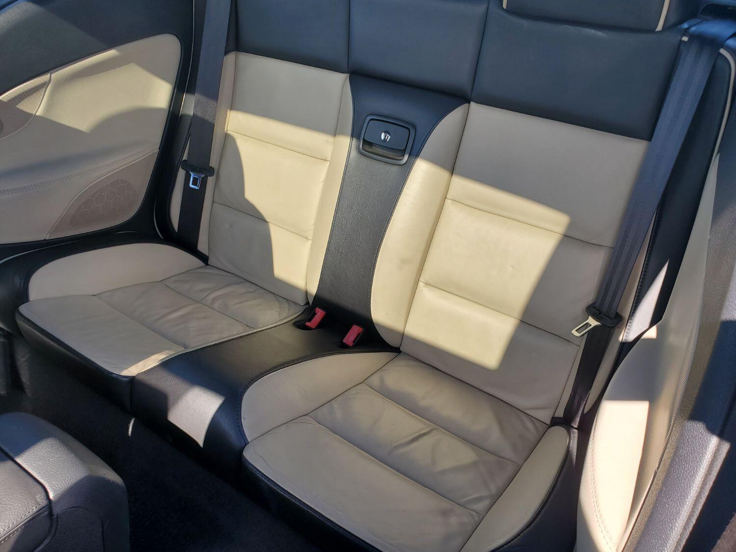 Used Volkswagen EOS 2009 for sale - 76263393: Photo 24