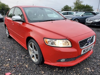 2011 - 2.0 R-Design Edition 4-Door
