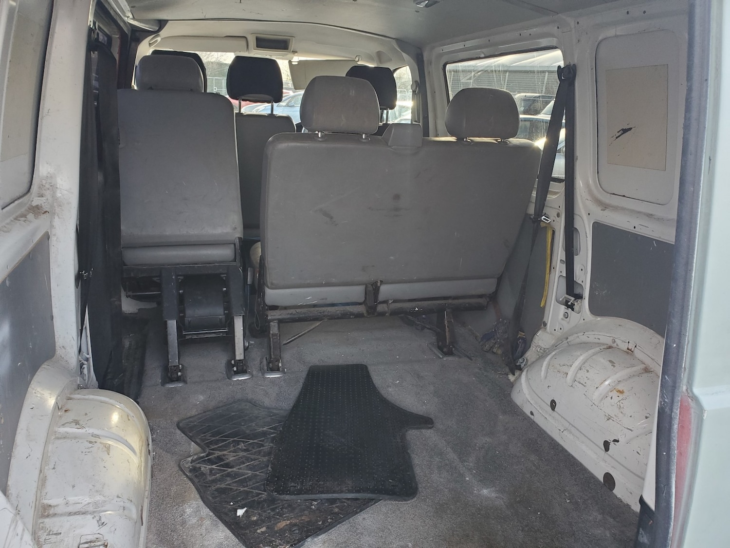 Used Volkswagen Transporter 2012 for sale - 77073076: Photo 16