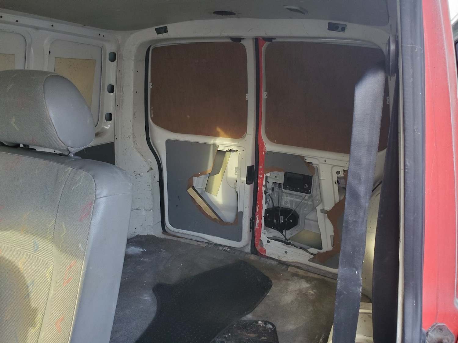 Used Volkswagen Transporter 2012 for sale - 77073076: Photo 20