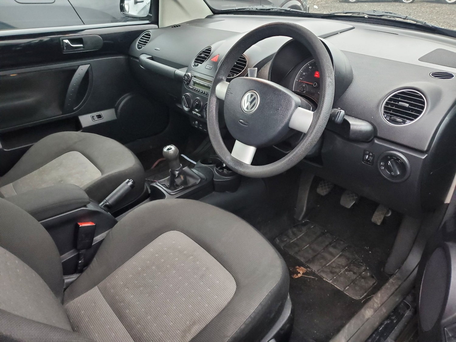 Used Volkswagen Beetle 2008 for sale - 77033092: Photo 2