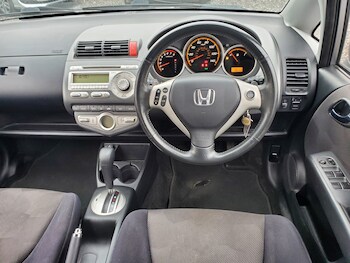 Used Honda Jazz 2007 for sale - 76198222: Photo 2