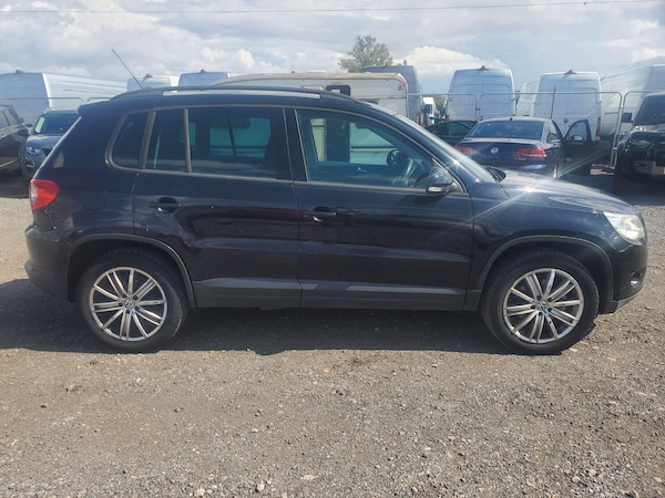 Used Volkswagen Tiguan 2009 for sale - 75446348: Photo 10