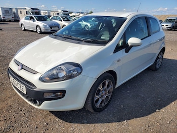 Used Fiat Punto Evo 2010 for sale - 75144504: Photo