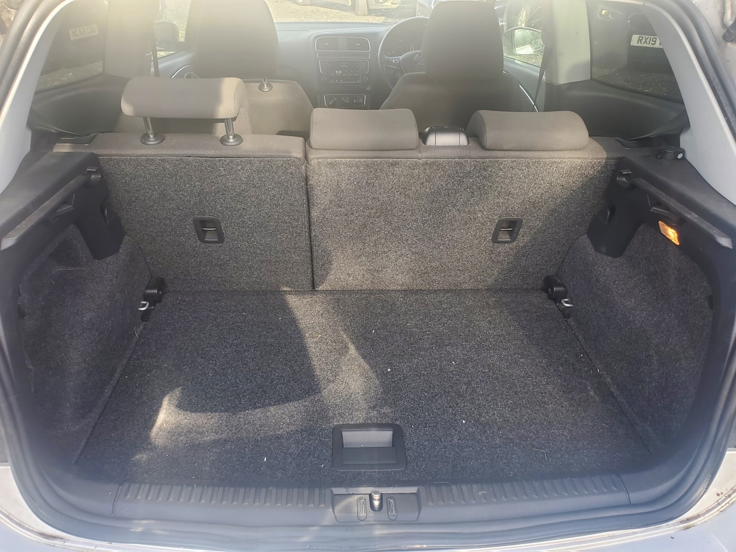 Used Volkswagen Polo 2015 for sale - 76571163: Photo 21