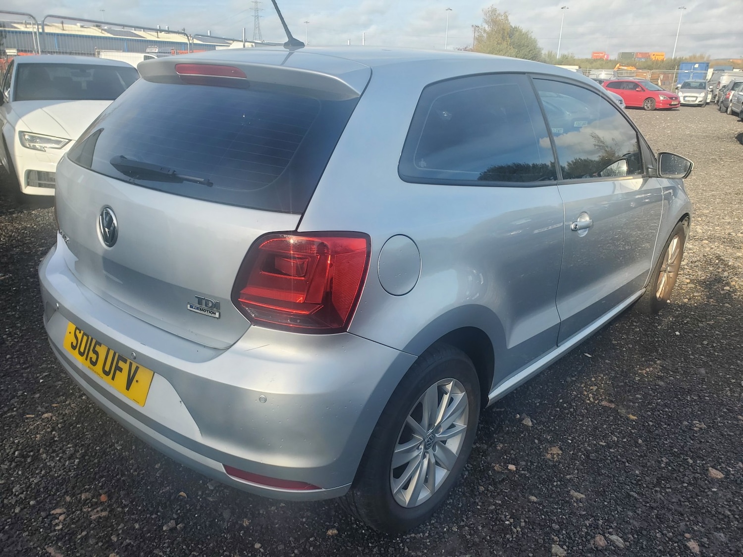 Used Volkswagen Polo 2015 for sale - 76571163: Photo 8