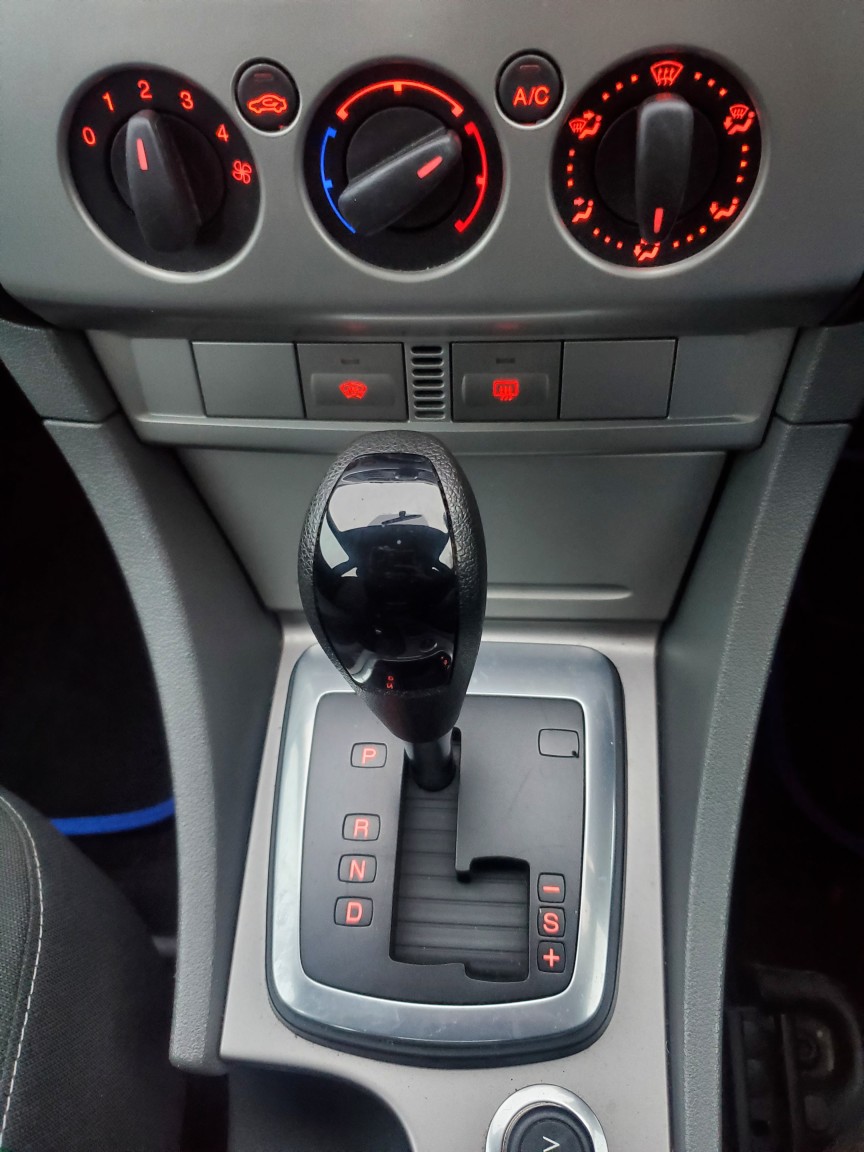 Used Ford Focus 2010 for sale - 76712699: Photo 14