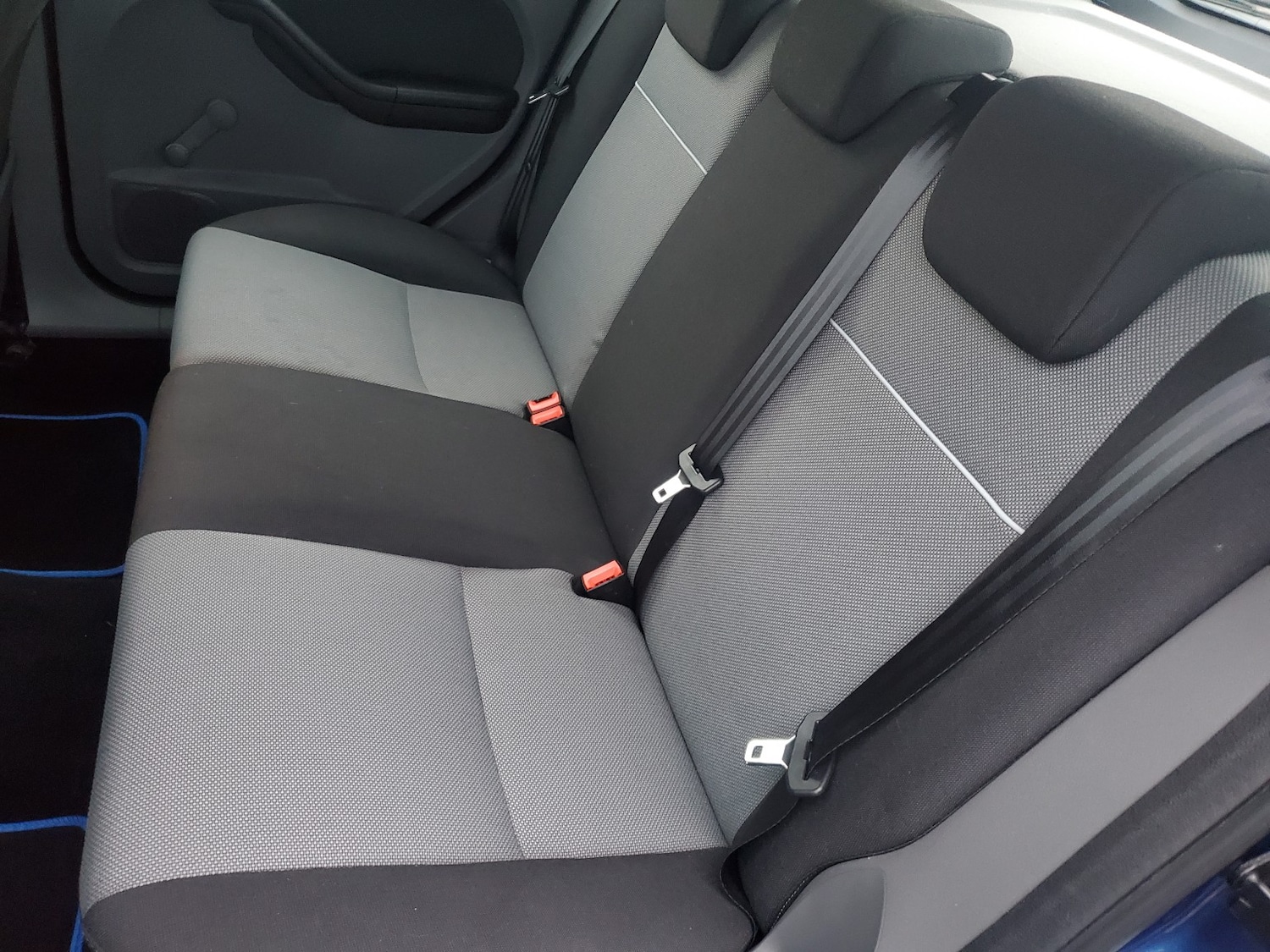 Used Ford Focus 2010 for sale - 76712699: Photo 18