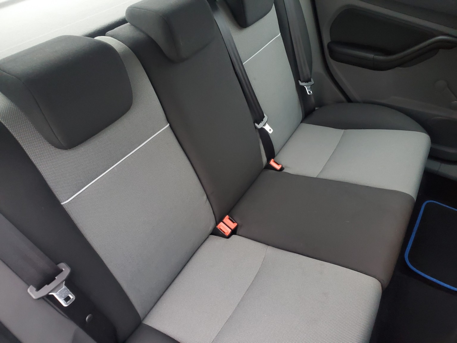 Used Ford Focus 2010 for sale - 76712699: Photo 22