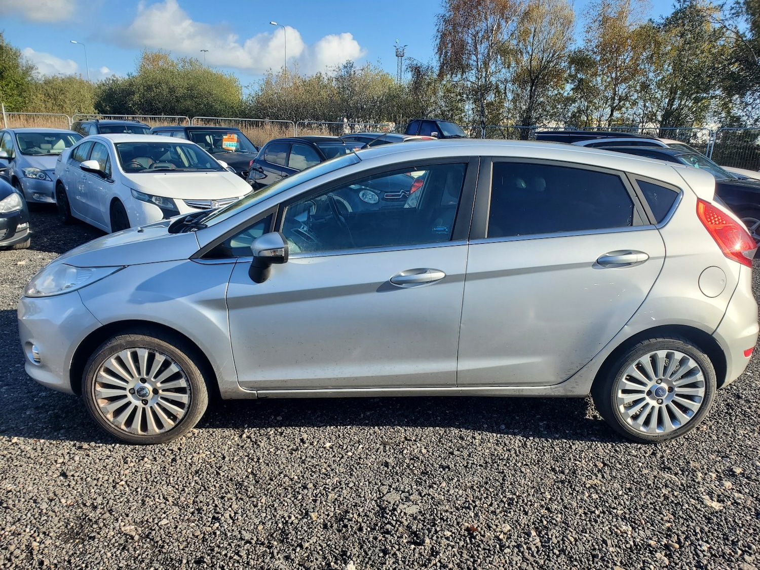Used Ford Fiesta 2010 for sale - 76521163: Photo 4