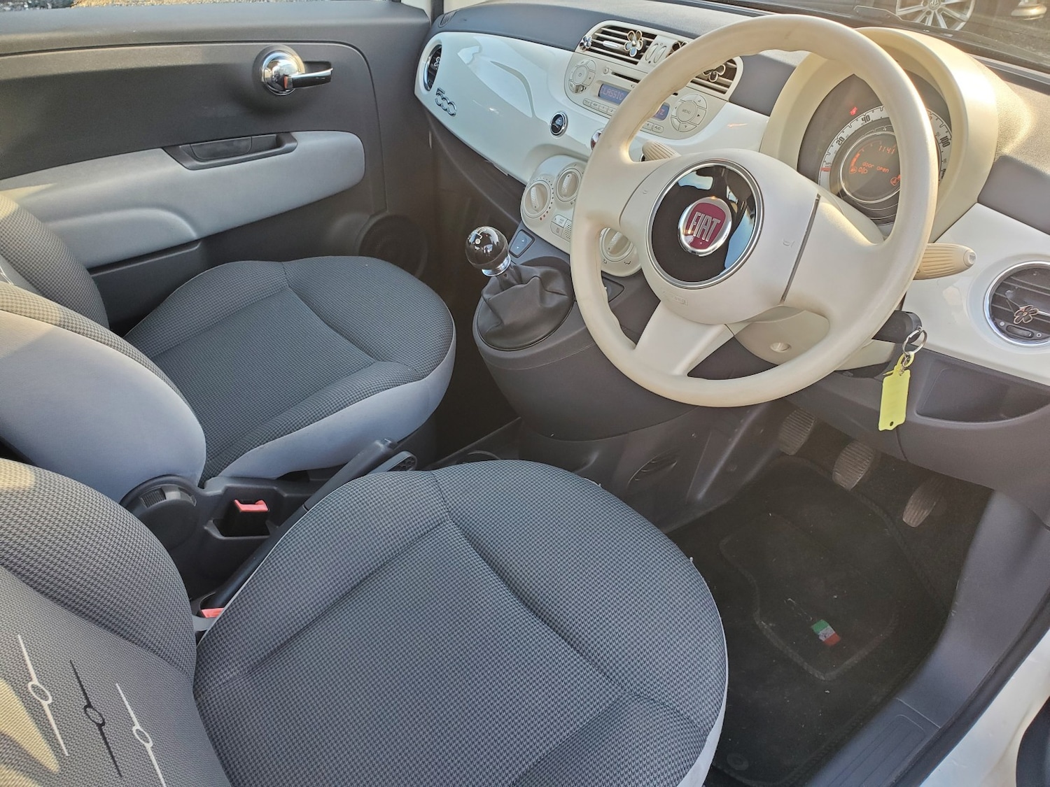 Used Fiat 500 2014 for sale - 77001557: Photo 2