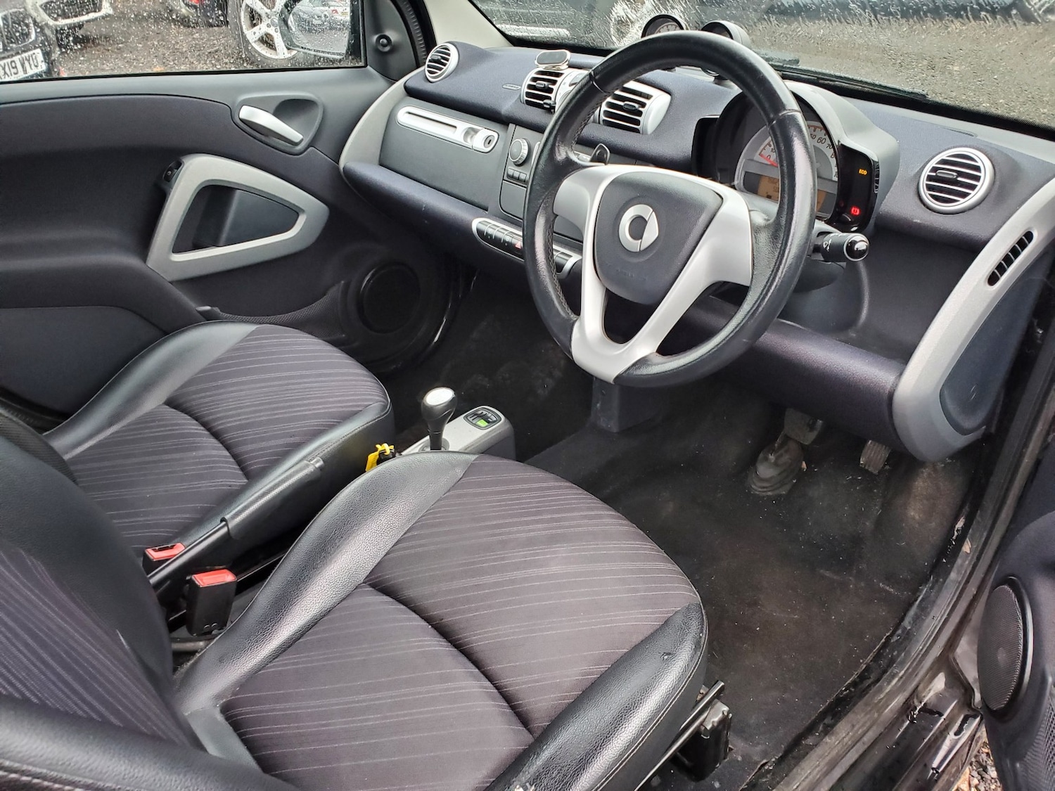 Used smart fortwo 2012 for sale - 76769922: Photo 2