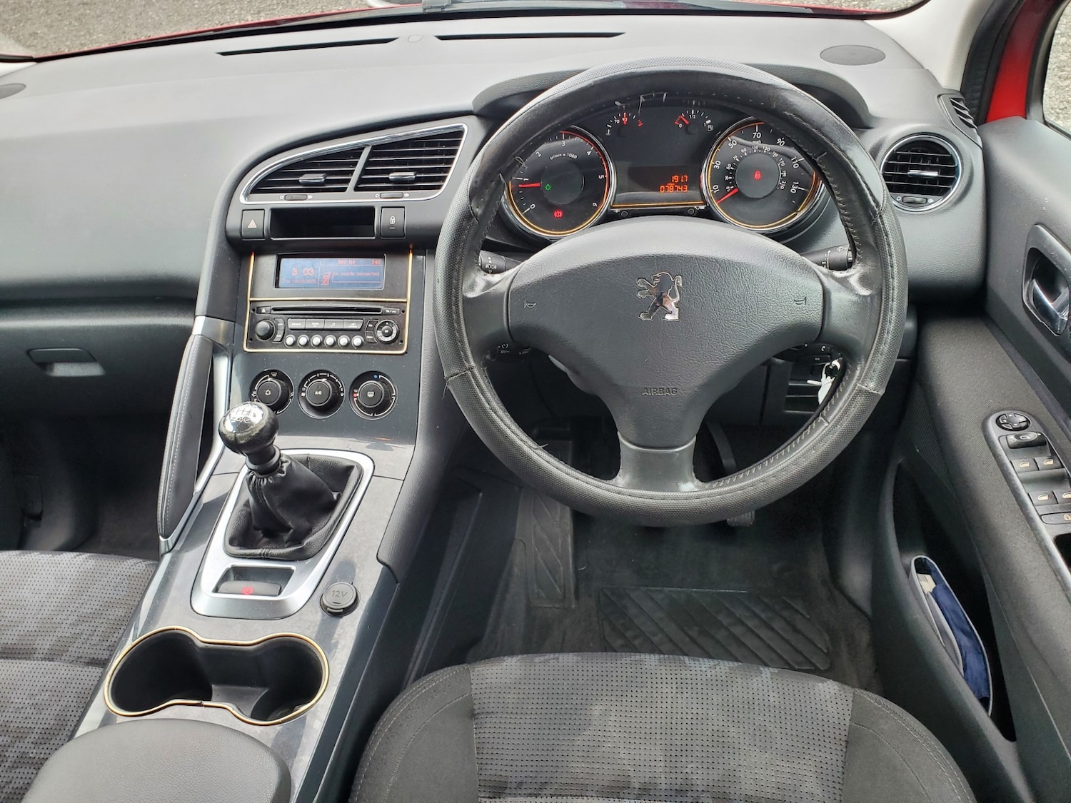 Used Peugeot 3008 2011 for sale - 76312312: Photo 2