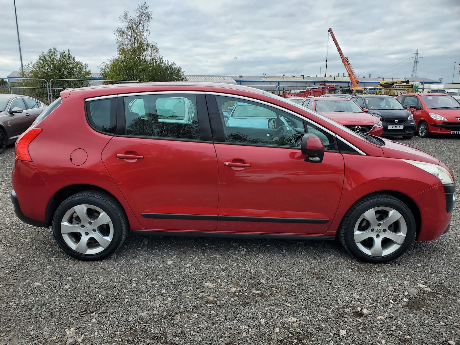 Used Peugeot 3008 2011 for sale - 76312312: Photo 9
