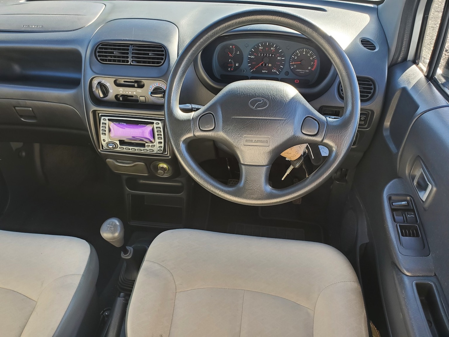 Used Perodua Kenari 2010 for sale - 76263386: Photo 13