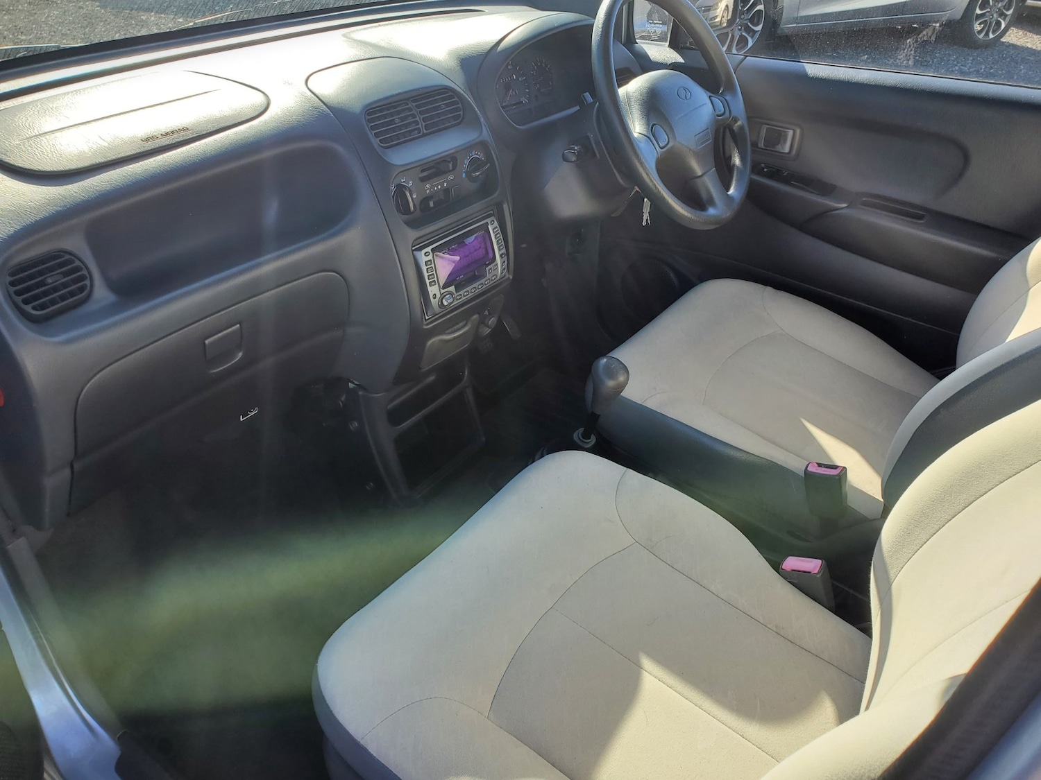 Used Perodua Kenari 2010 for sale - 76263386: Photo 17