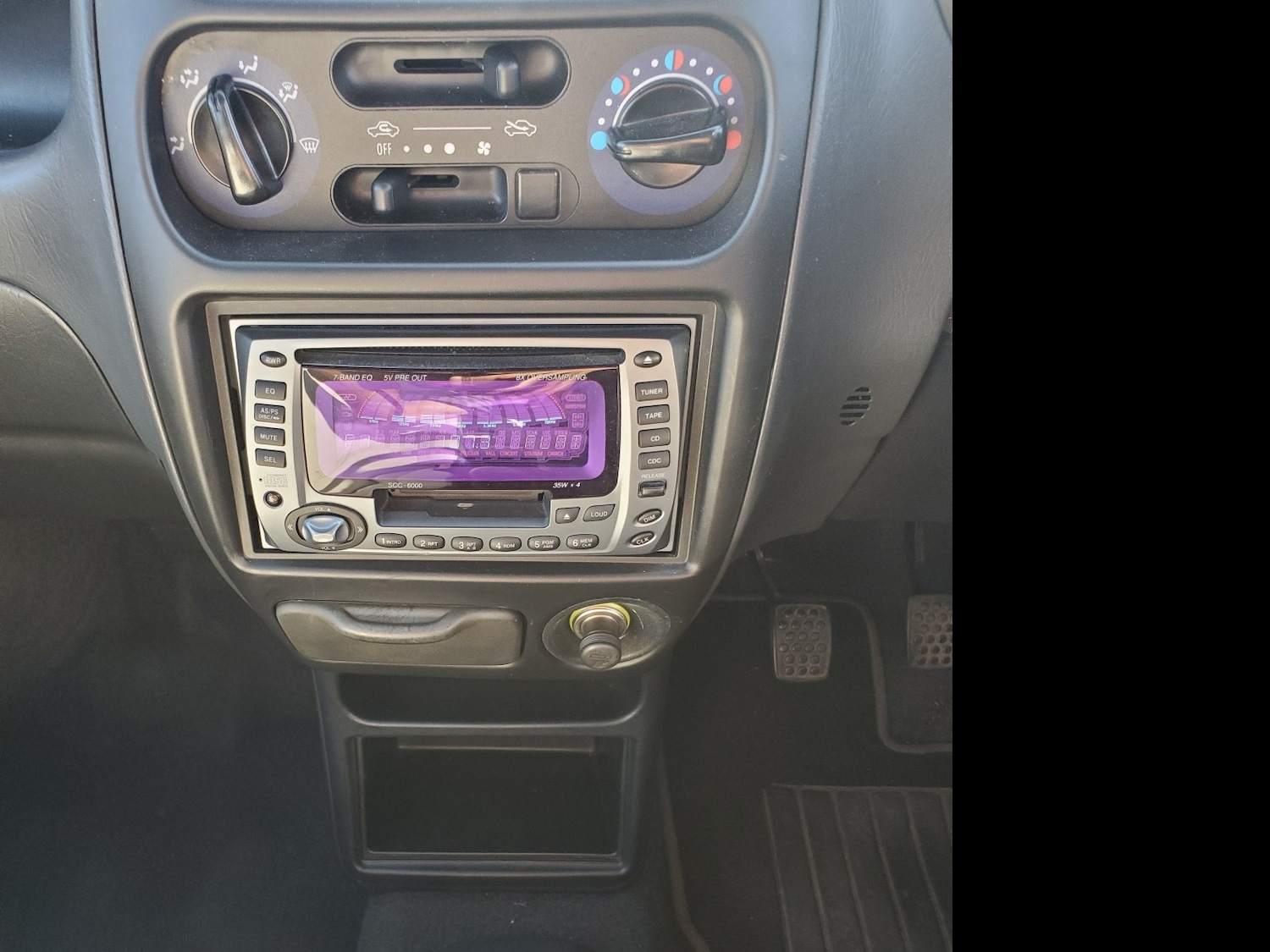 Used Perodua Kenari 2010 for sale - 76263386: Photo 22