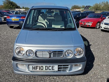 Used Perodua Kenari 2010 for sale - 76263386: Photo