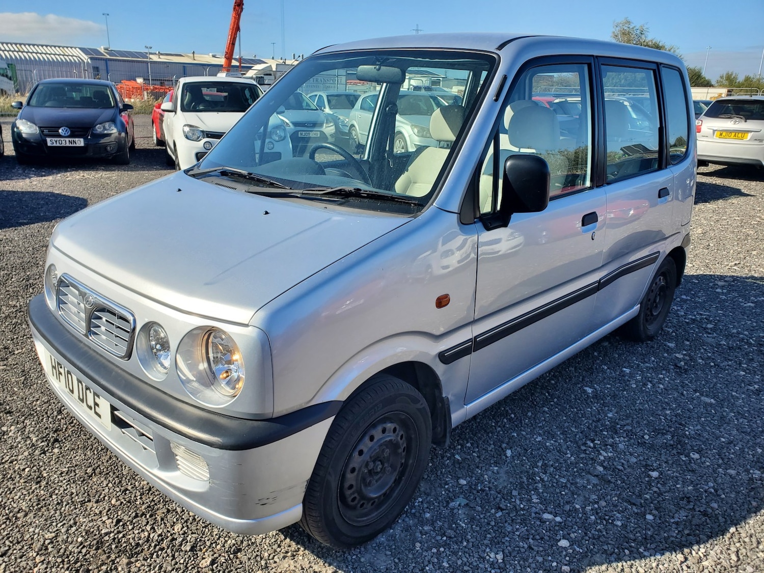 Used Perodua Kenari 2010 for sale - 76263386: Photo 3