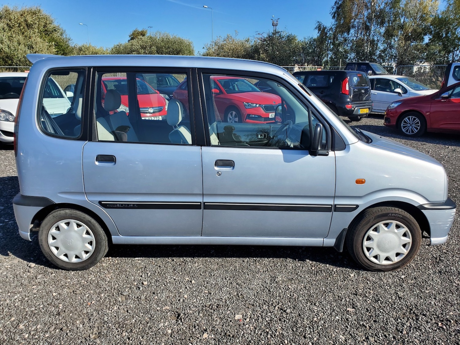 Used Perodua Kenari 2010 for sale - 76263386: Photo 8