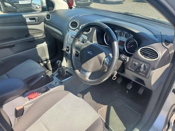 Used Ford Focus 2009 for sale - 76769263: Photo