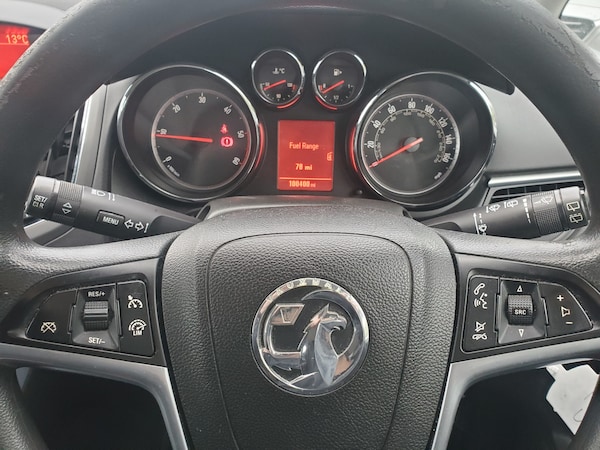 Used Vauxhall Zafira Tourer 2013 for sale - 76263387: Photo 10