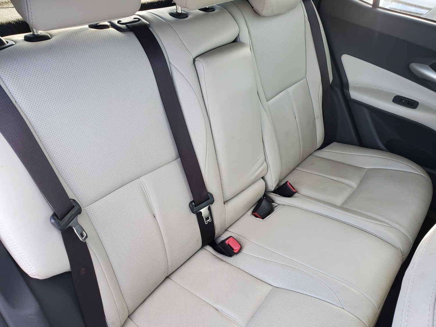 Used Toyota Auris 2010 for sale - 76263385: Photo 11