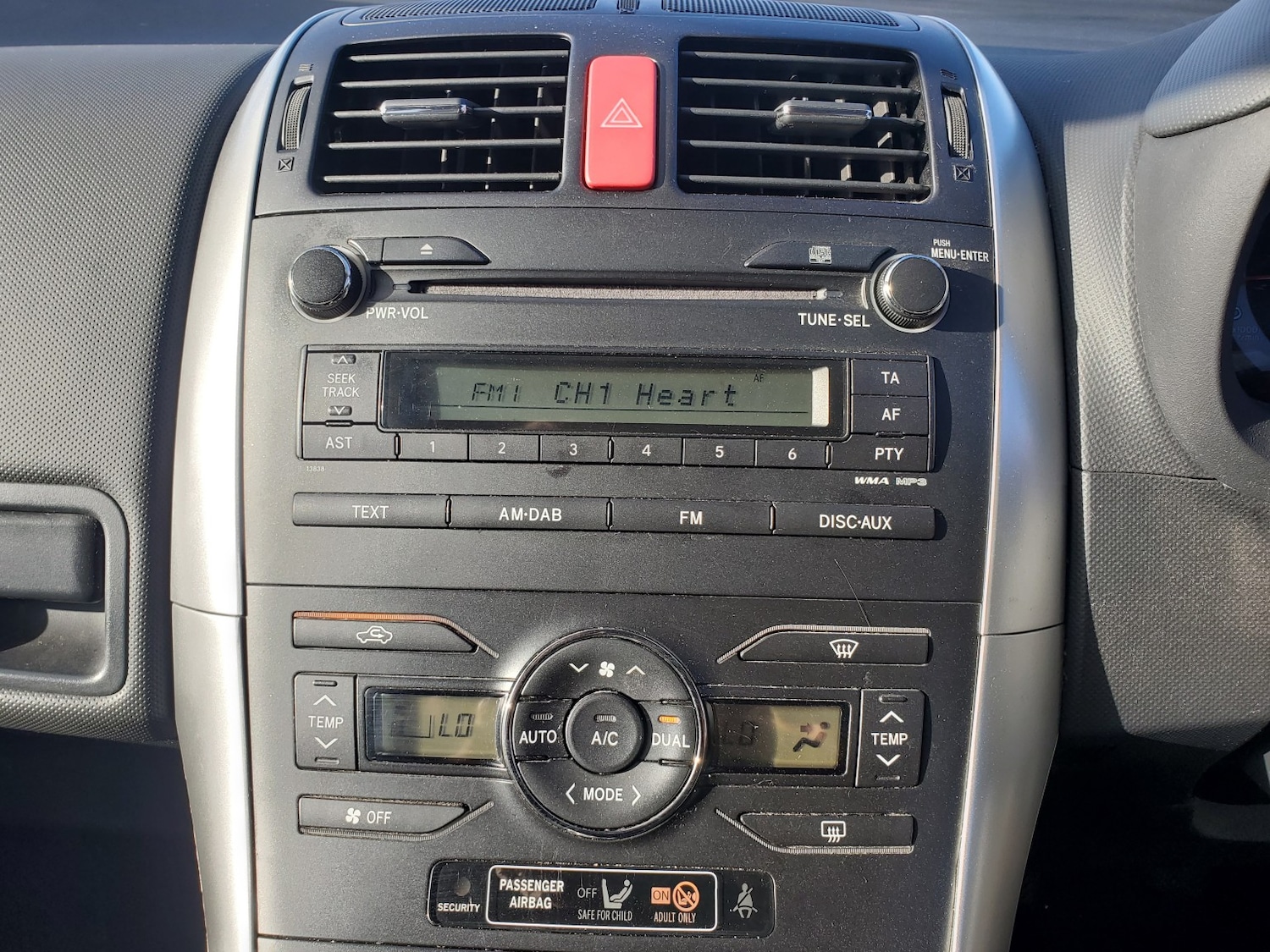 Used Toyota Auris 2010 for sale - 76263385: Photo 20