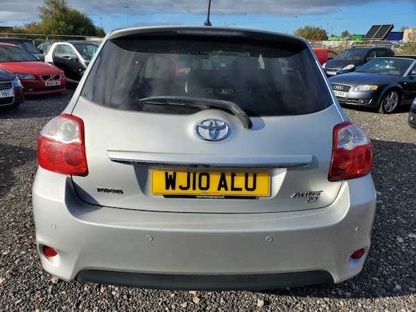 Used Toyota Auris 2010 for sale - 76263385: Photo 6