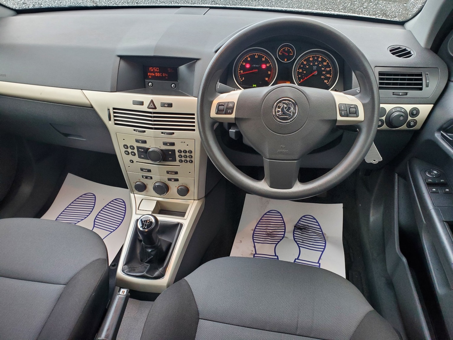 Used Vauxhall Astra 2008 for sale - 76439845: Photo 2