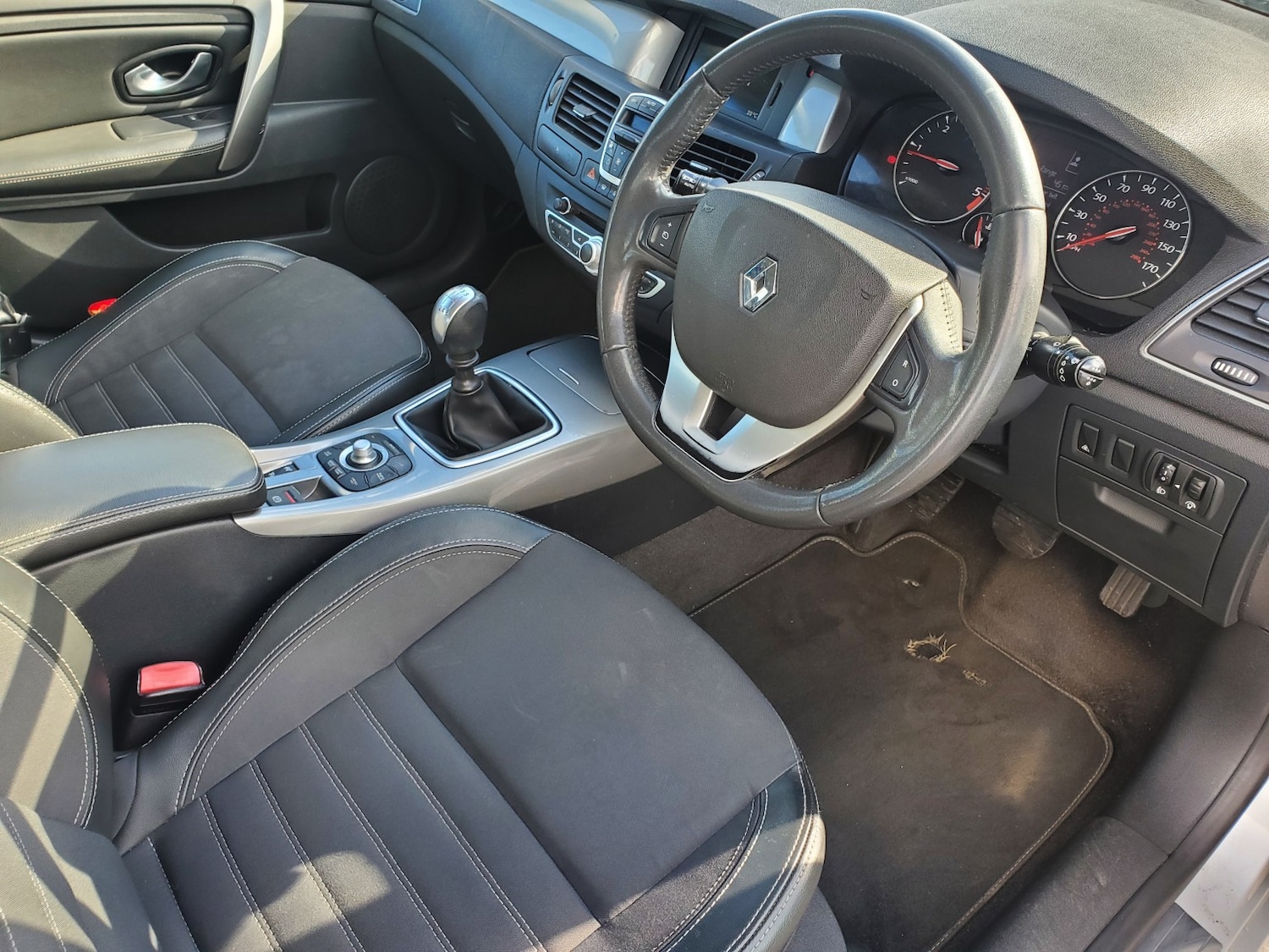 Used Renault Laguna 2011 for sale - 76396992: Photo 10