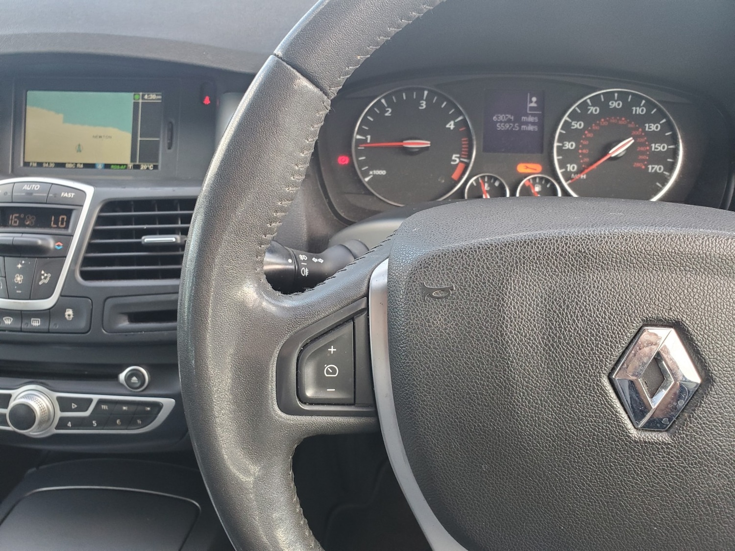 Used Renault Laguna 2011 for sale - 76396992: Photo 11