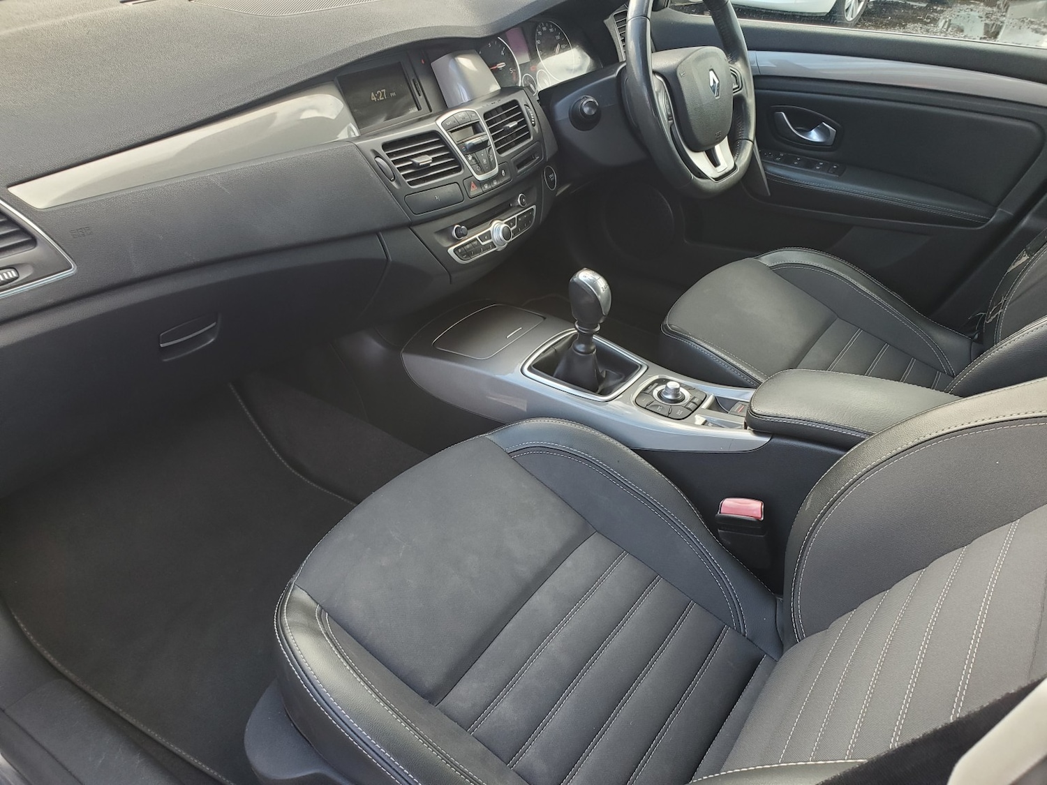 Used Renault Laguna 2011 for sale - 76396992: Photo 17