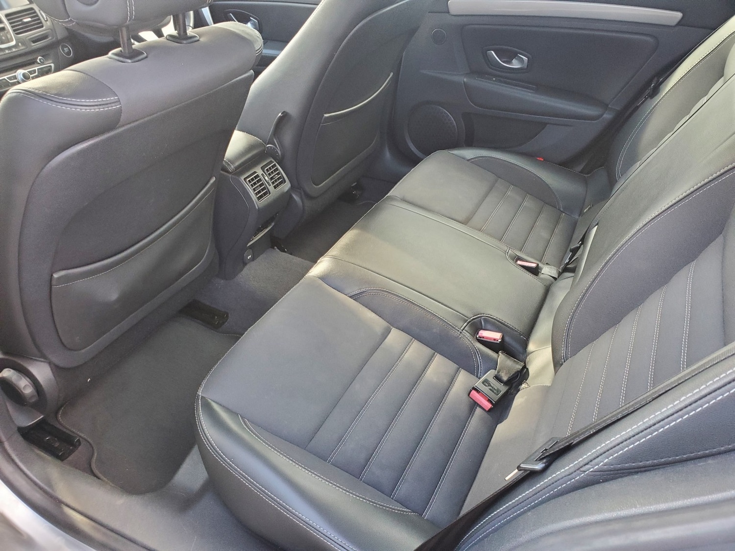 Used Renault Laguna 2011 for sale - 76396992: Photo 21