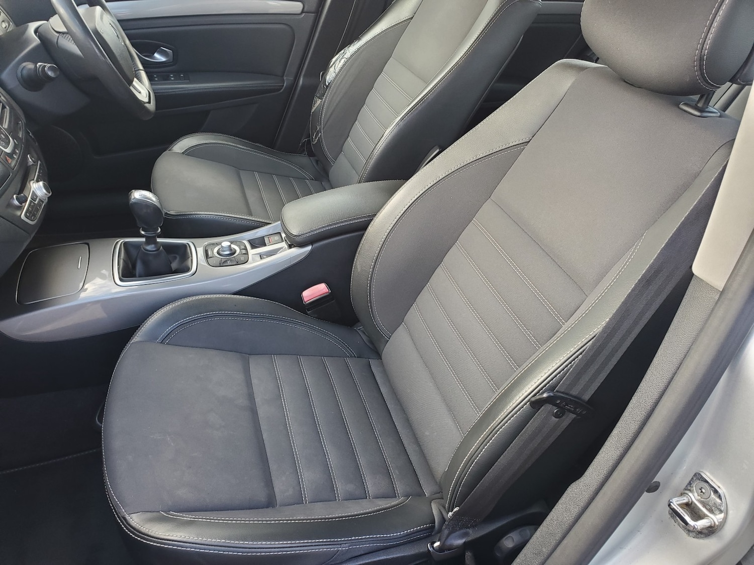 Used Renault Laguna 2011 for sale - 76396992: Photo 23