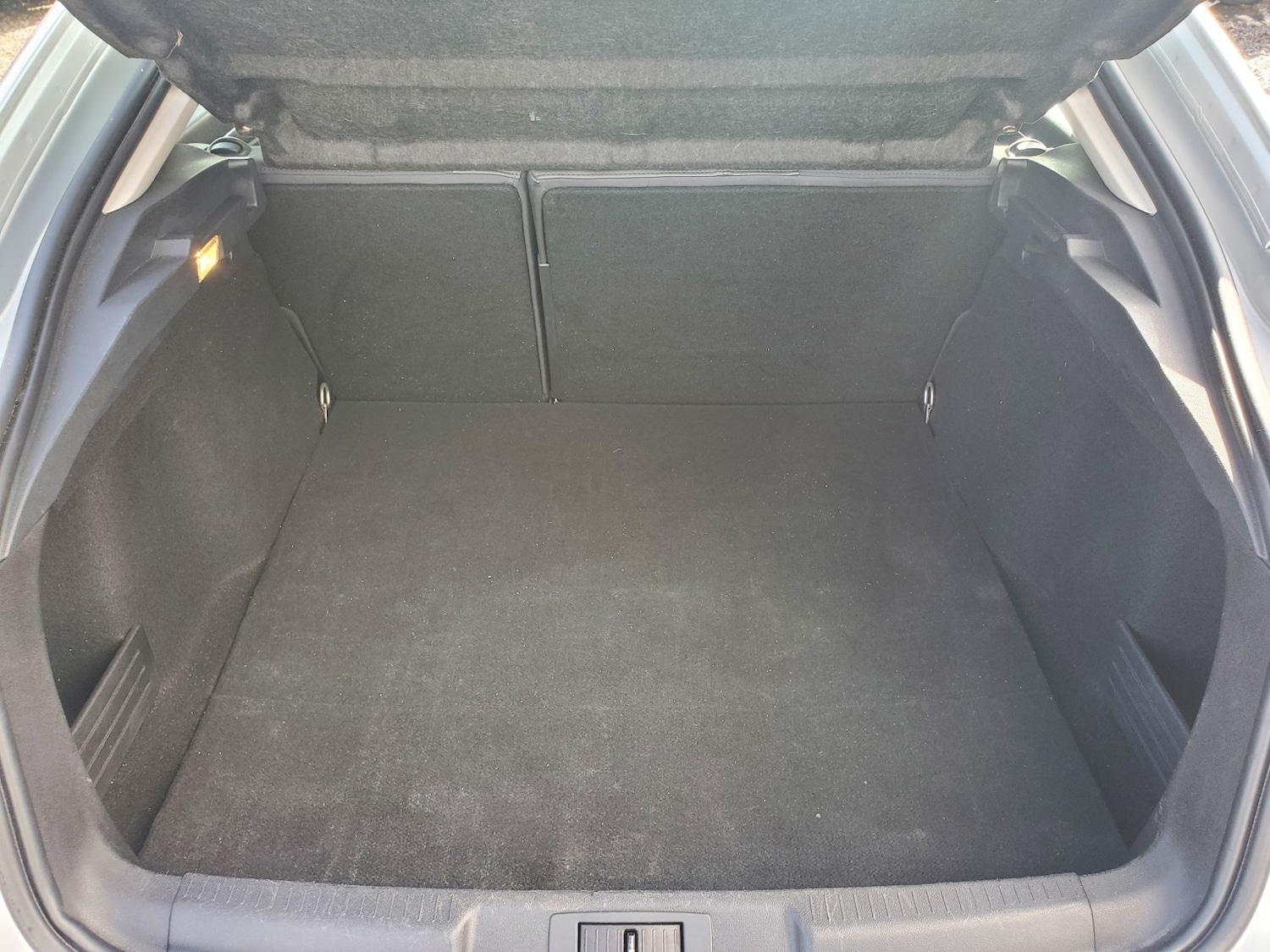 Used Renault Laguna 2011 for sale - 76396992: Photo 24