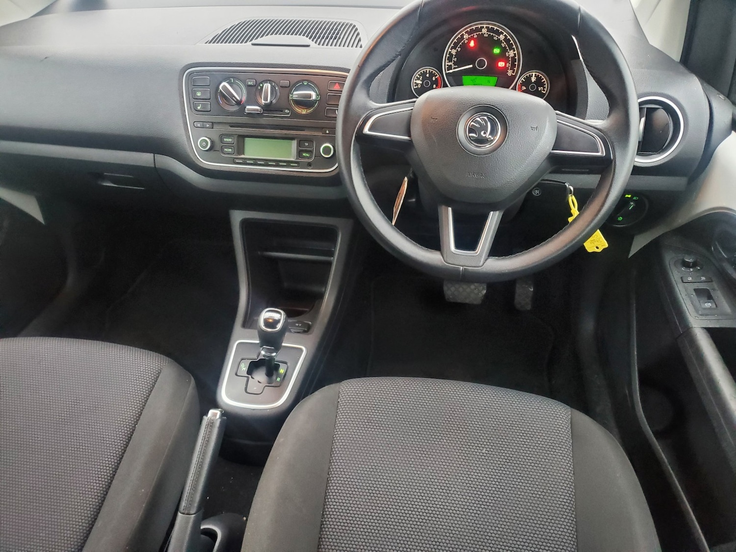 Used Skoda Citigo 2013 for sale - 77135885: Photo 2
