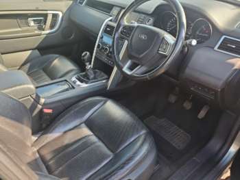 Used Land Rover Discovery Sport 2016 for sale - 74999748: Photo
