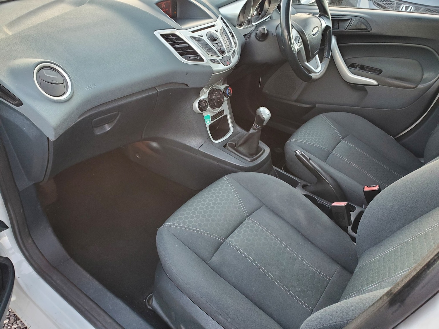 Used Ford Fiesta 2011 for sale - 76618760: Photo 18